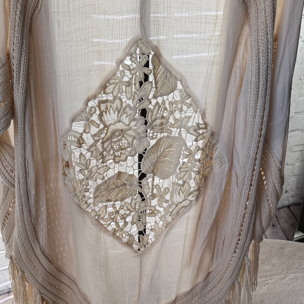 CHIC FRINGE CROCHET DUSTER - Picture 3 of 7